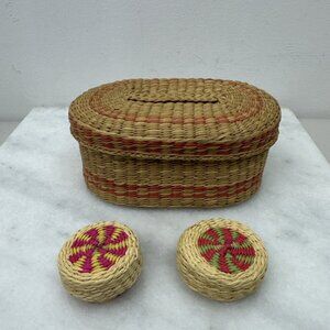 VTG  Hand Made Sweet Grass Woven Basket And 2 Pill Box Small With Lids